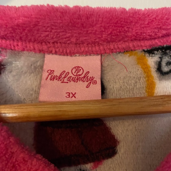 Fuzzy pj set pants and shirt - Picture 5 of 6